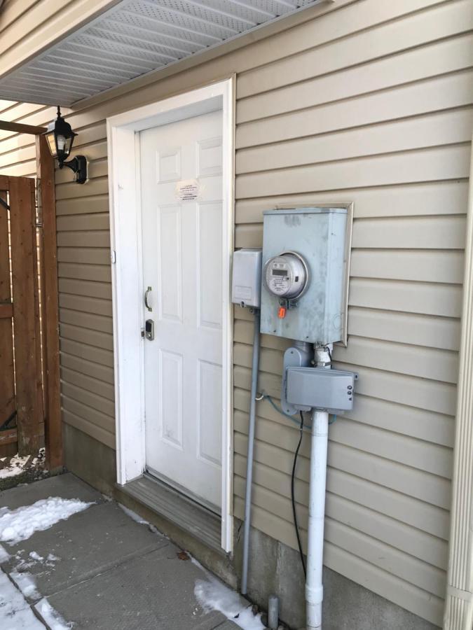 Self Check-In Spacious Apartment With Full Kitchen Ottawa Exterior photo